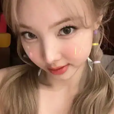 晏青梦